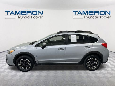 Used 2016 Subaru Crosstrek 2.0i Limited image 2