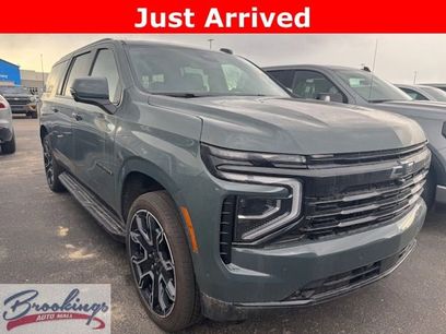 Used 2026 Chevrolet Suburban RST w/ RST Capability Package