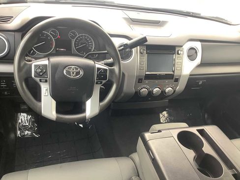 Used 2015 Toyota Tundra SR5 image 11