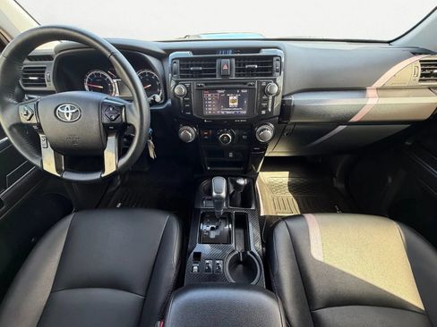 Used 2018 Toyota 4Runner 4WD image 12