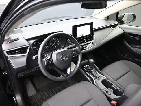 Certified 2023 Toyota Corolla LE image 25