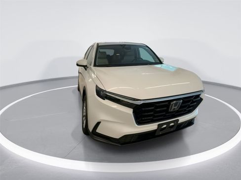Used 2025 Honda CR-V EX image 1