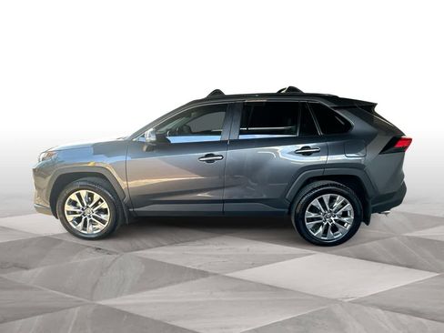 Used 2025 Toyota RAV4 Limited FWD image 5
