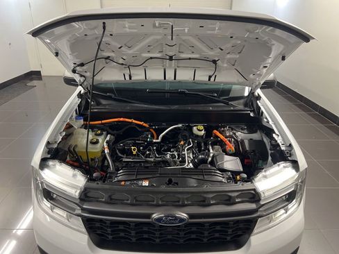 Certified 2022 Ford Maverick XLT FWD image 32