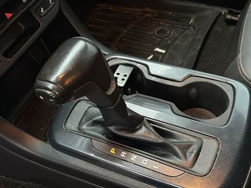 Used 2018 Chevrolet Colorado Z71 AWD/4WD image 21