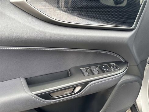 Certified 2025 Lexus NX 350 AWD image 18