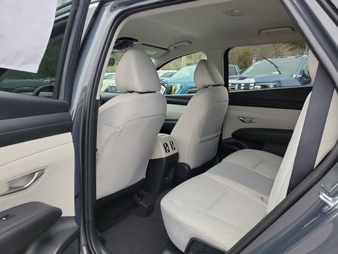 Used 2026 Hyundai Tucson SEL FWD image 9