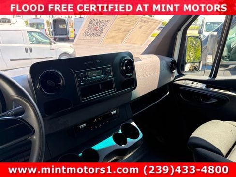 Used 2019 Mercedes-Benz Sprinter 2500 image 34