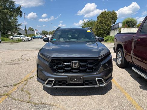 Used 2024 Honda CR-V Sport Touring image 4