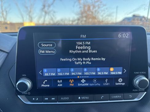 Certified 2024 Nissan Sentra SV image 16