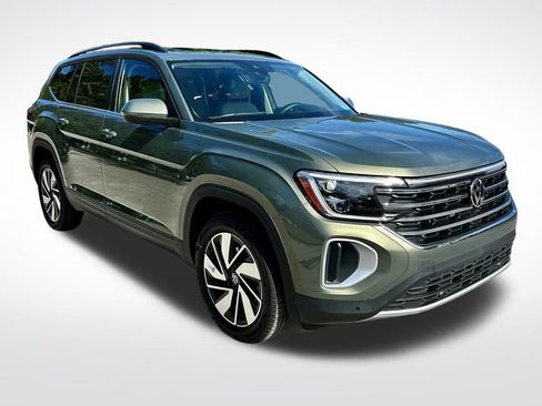 New 2026 Volkswagen Atlas SE image 3