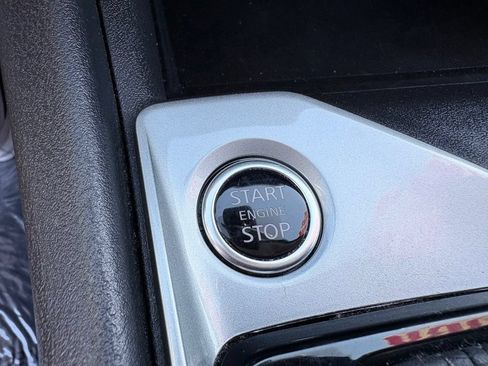 Used 2025 Nissan Altima 2.5 SV FWD image 20