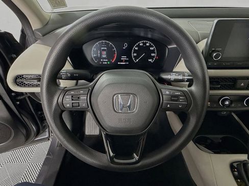 Certified 2024 Honda HR-V LX image 10