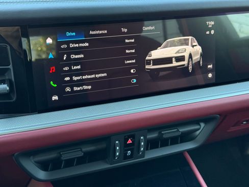 New 2026 Porsche Cayenne S AWD/4WD image 20