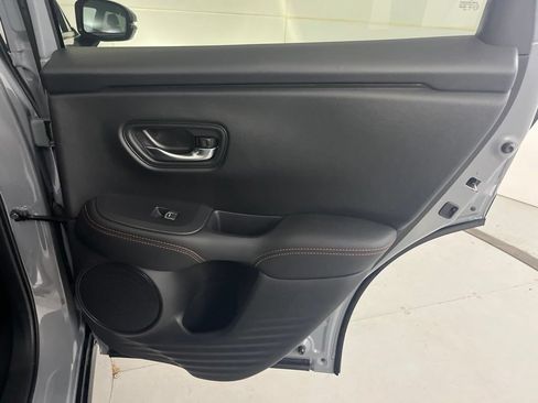 Used 2025 Honda HR-V Sport image 29