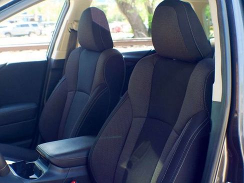 Used 2020 Subaru Outback Premium image 22