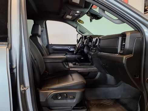 Used 2024 Chevrolet Silverado 2500 LTZ w/ LTZ Plus Package AWD/4WD image 11