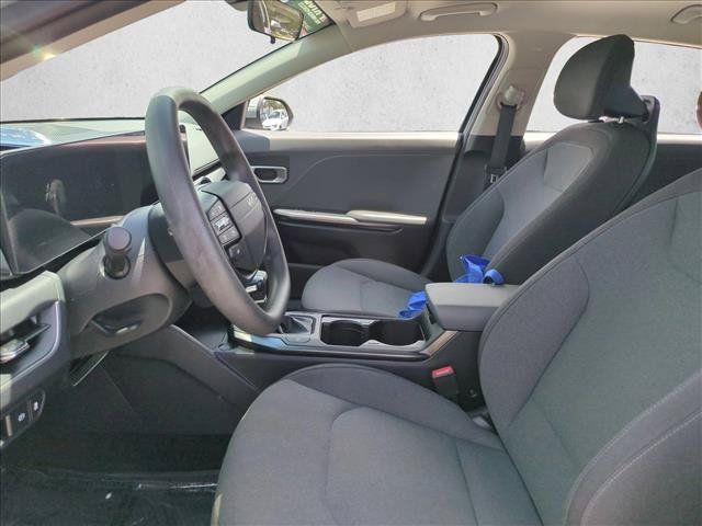 Used 2025 Kia K4 FWD image 15