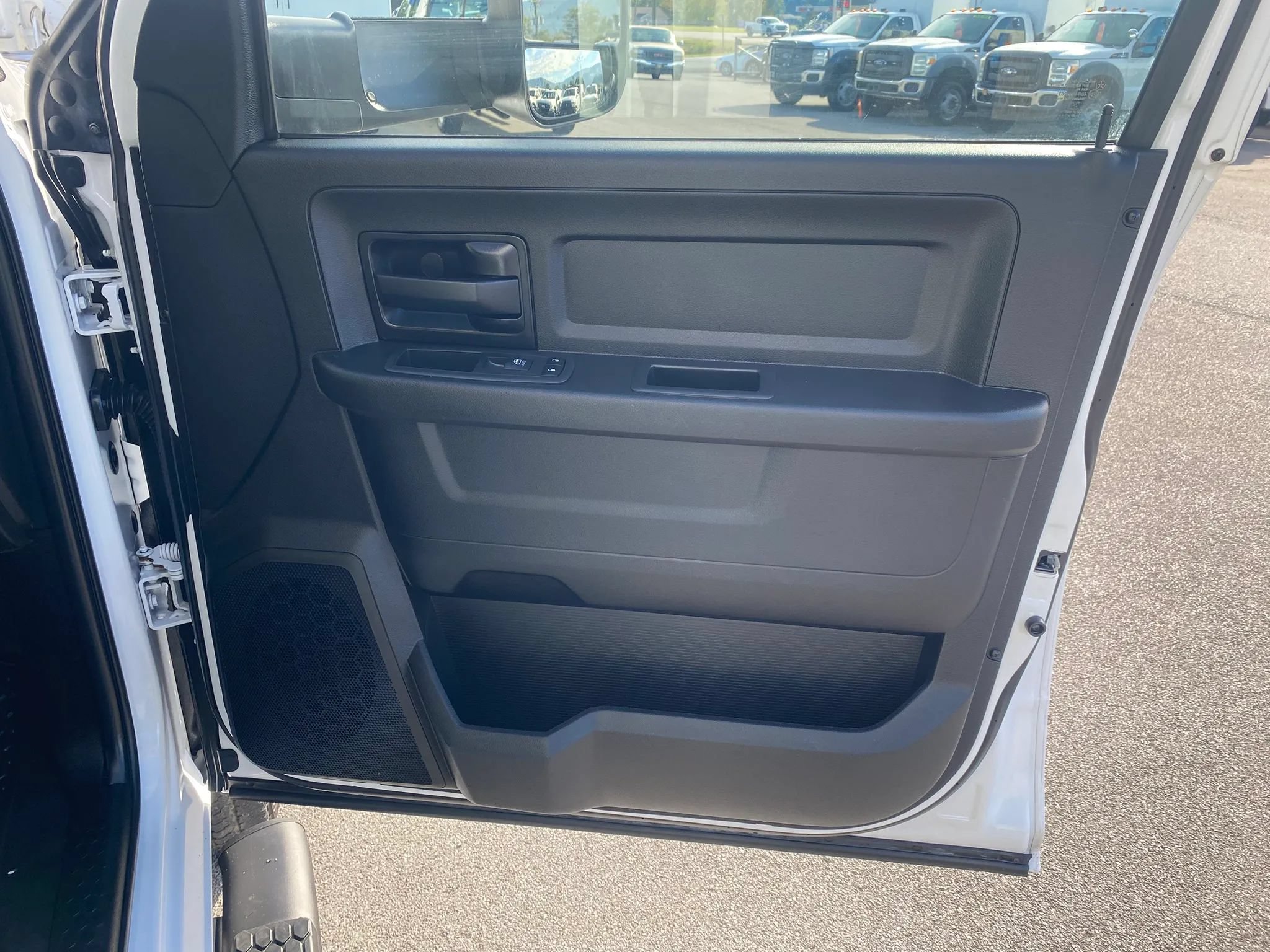 Used 2020 RAM 3500 Tradesman AWD/4WD image 24