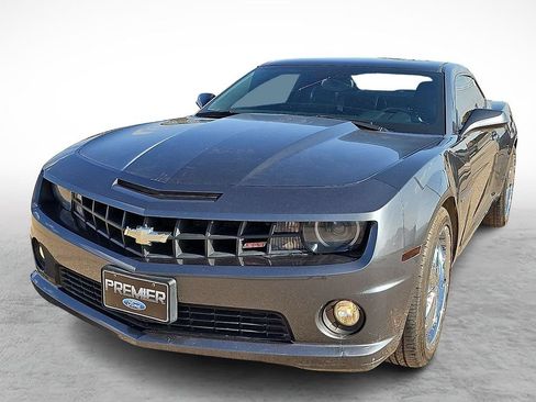 Used 2010 Chevrolet Camaro SS w/ RS Package RWD image 4