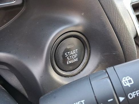 Used 2018 MAZDA MAZDA3 Grand Touring FWD image 24