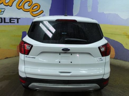 Used 2019 Ford Escape SE w/ Ford Safe & Smart Package image 7