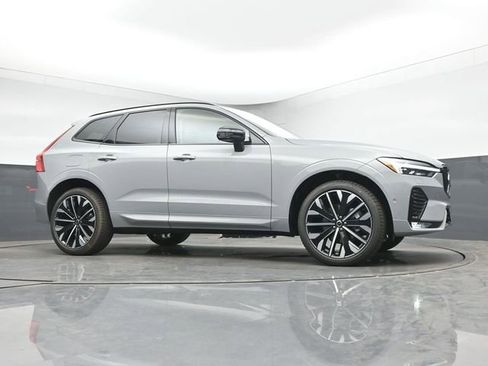 New 2026 Volvo XC60 B5 Ultra w/ Climate Package AWD/4WD image 38