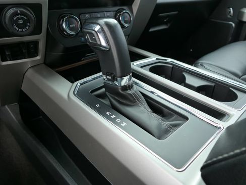 Used 2020 Ford F150 Lariat RWD image 25
