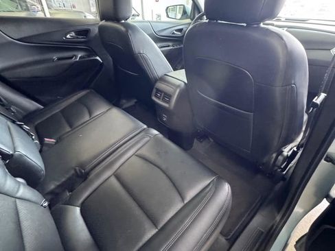 Used 2022 Chevrolet Equinox LT image 17