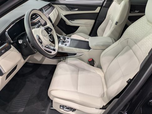 New 2026 Jaguar F-PACE R-Dynamic S AWD/4WD image 6