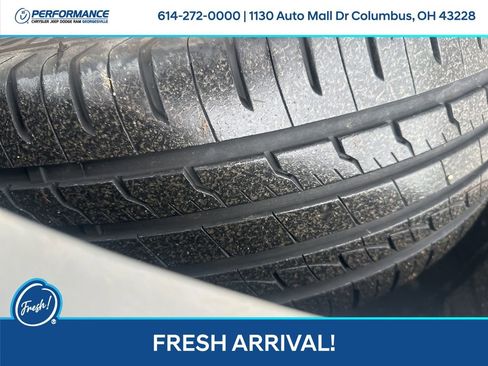 Used 2022 Dodge Charger SXT w/ Blacktop Package image 11