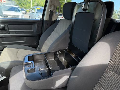 Used 2012 RAM 1500 Express RWD image 30