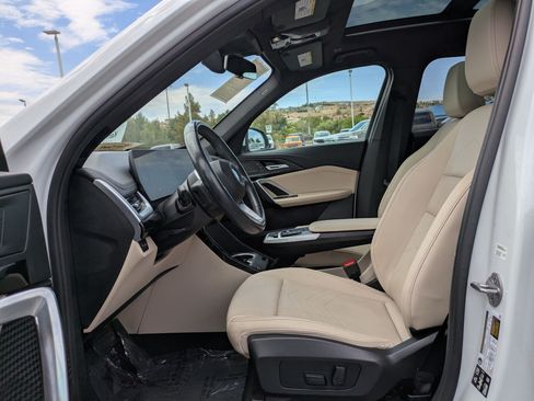 Used 2024 BMW X1 xDrive28i AWD/4WD image 15