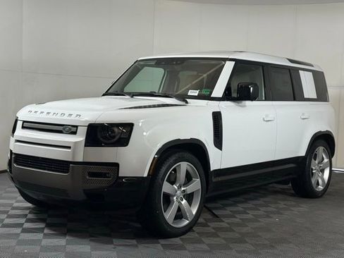 New 2025 Land Rover Defender 110 X-Dynamic SE image 2