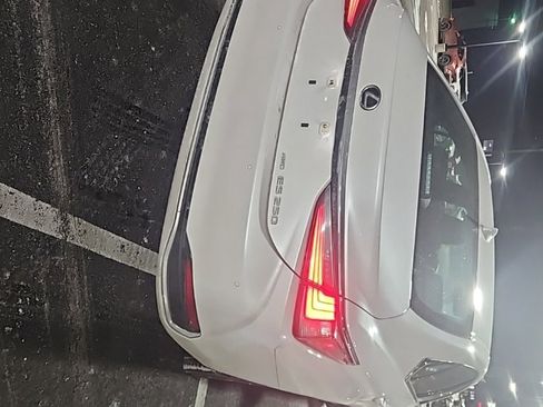 Used 2022 Lexus ES 250 w/ Premium Package image 6