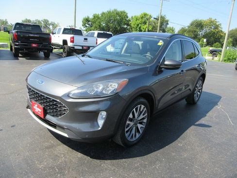 Used 2020 Ford Escape Titanium AWD/4WD image 10