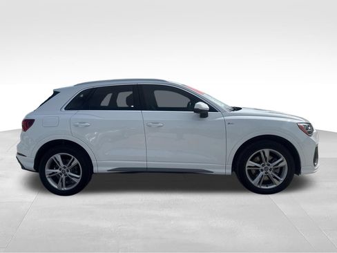 Used 2020 Audi Q3 2.0T Premium AWD/4WD image 4