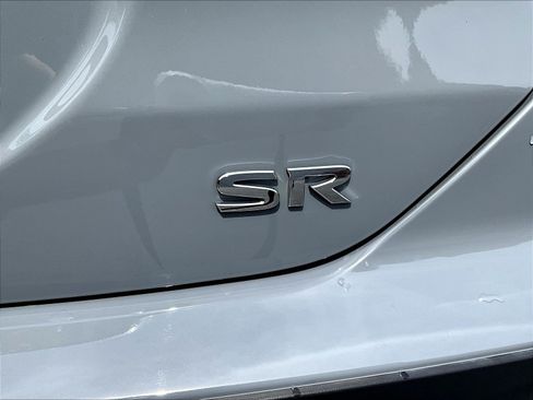 Used 2022 Nissan Kicks SR w/ Interior Electronics Package FWD image 24
