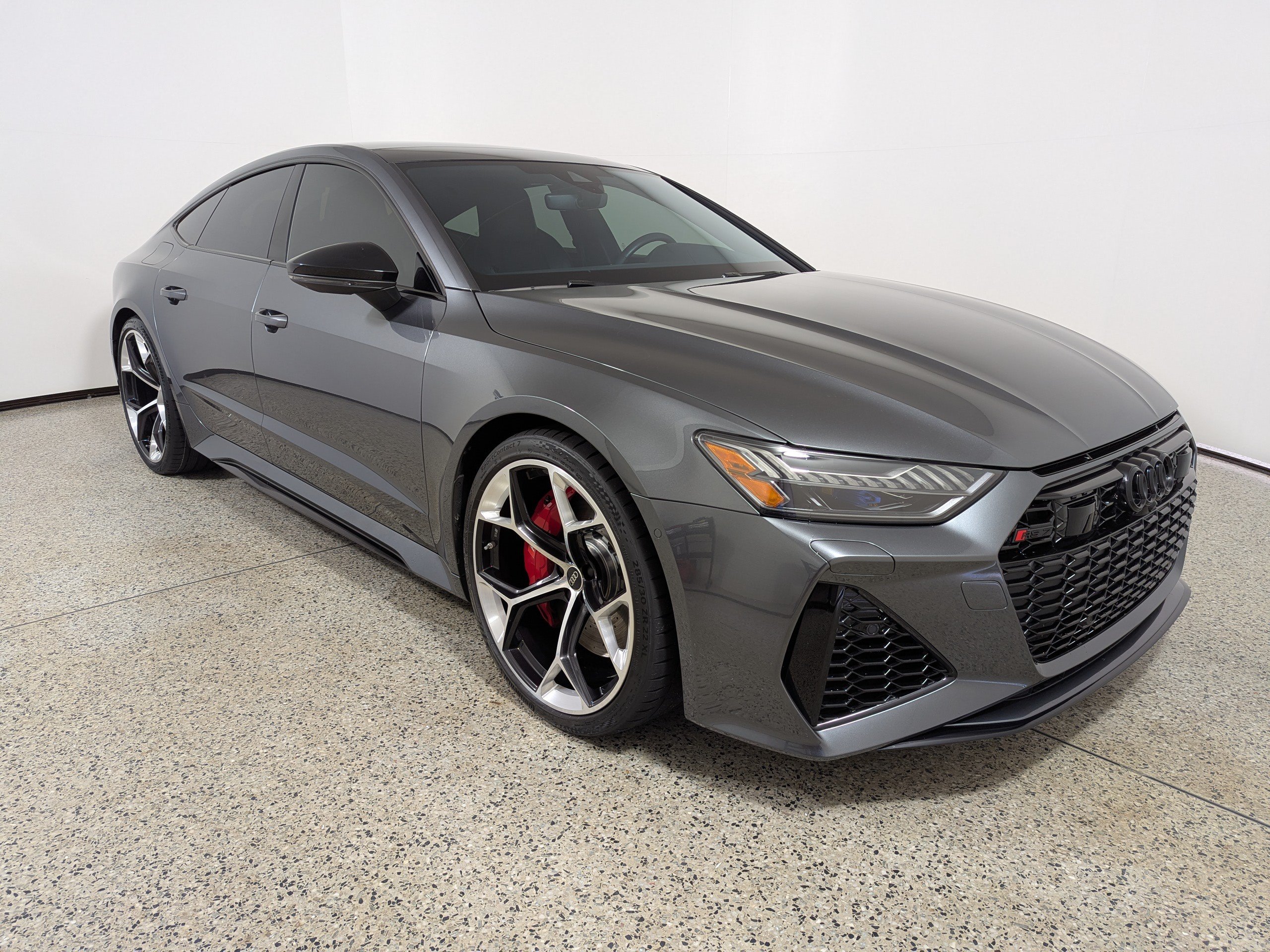 Used 2025 Audi RS 7 Performance w/ Black Optic Package AWD/4WD image 1