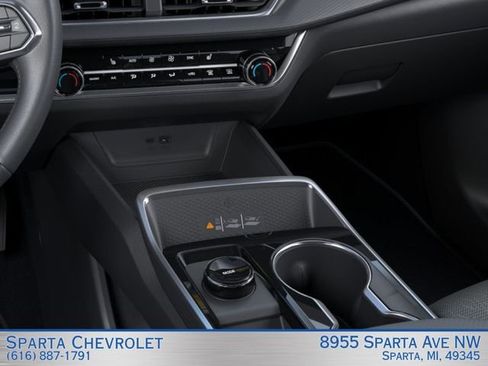New 2026 Chevrolet Equinox LT AWD/4WD image 23