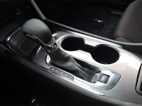 Used 2024 Chevrolet Malibu LT image 15