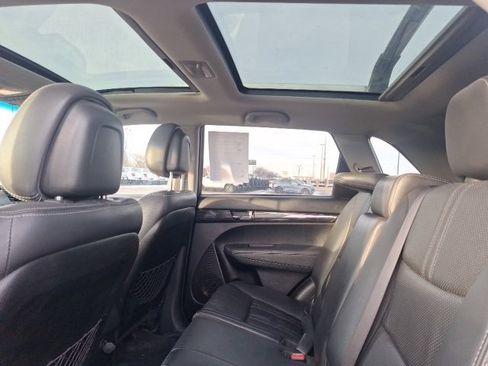 Used 2013 Kia Sorento SX w/ SX Premium Pkg image 16
