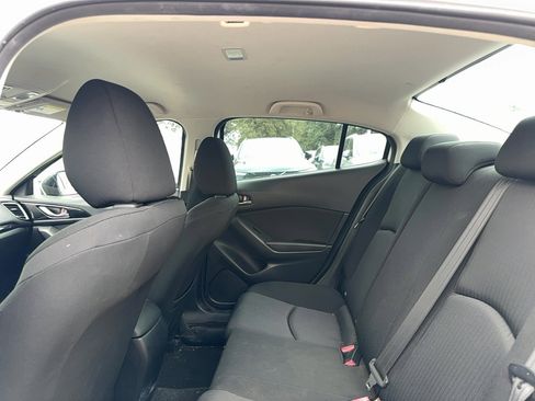 Used 2016 MAZDA MAZDA3 i Sport image 13
