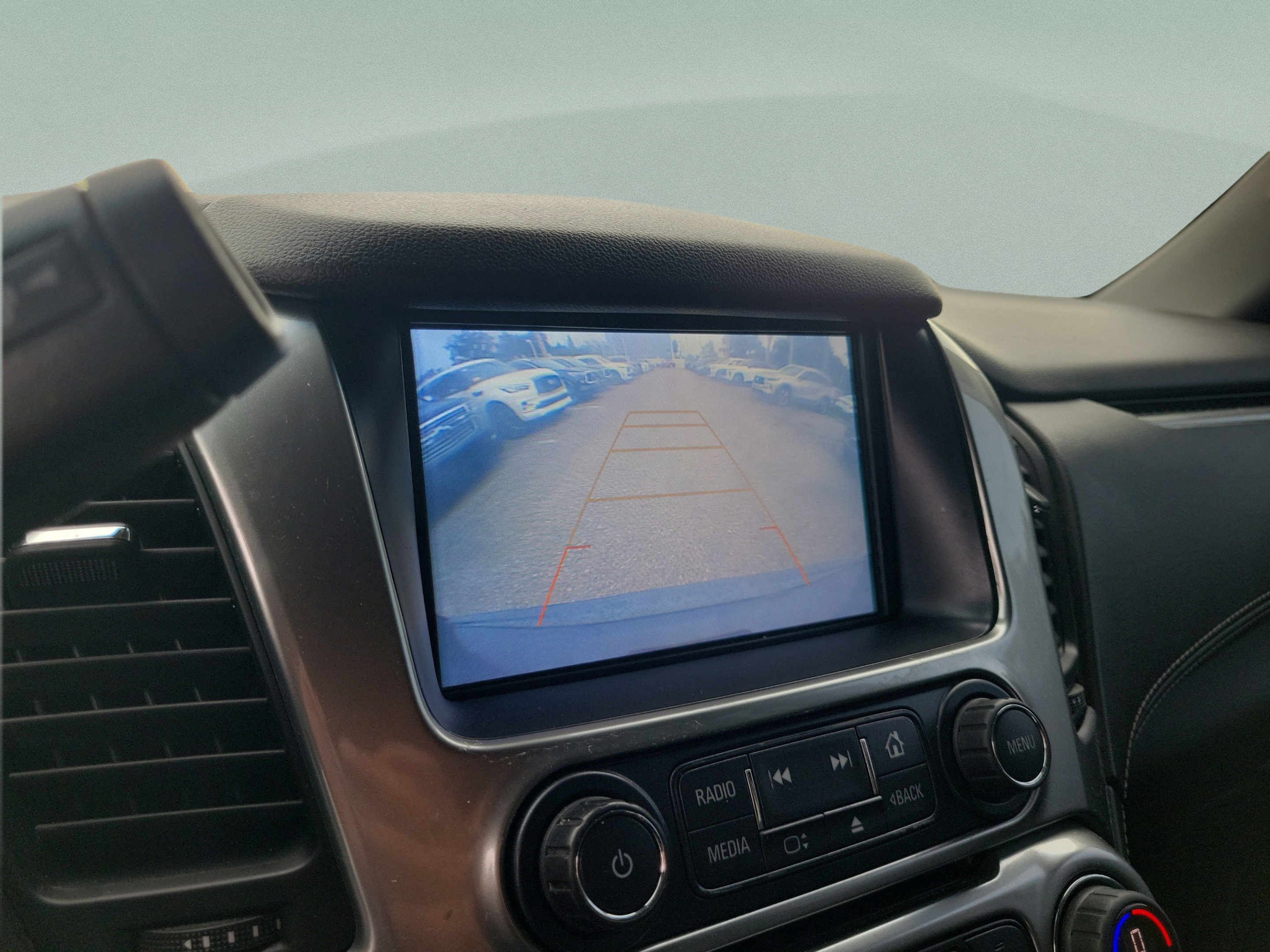 Used 2018 Chevrolet Tahoe LT RWD image 17