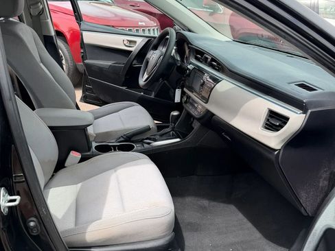 Used 2014 Toyota Corolla LE image 12
