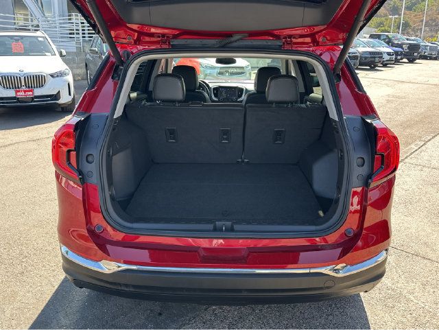 Certified 2023 GMC Terrain SLT FWD image 31