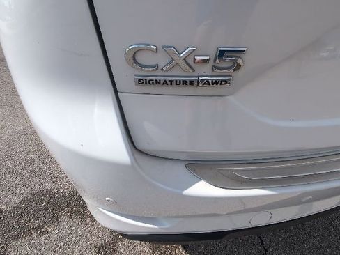Used 2023 MAZDA CX-5 Signature AWD/4WD image 8