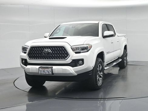 Used 2019 Toyota Tacoma TRD Sport RWD image 57
