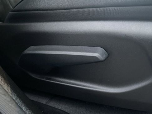 Used 2023 Jeep Grand Cherokee L Laredo image 10