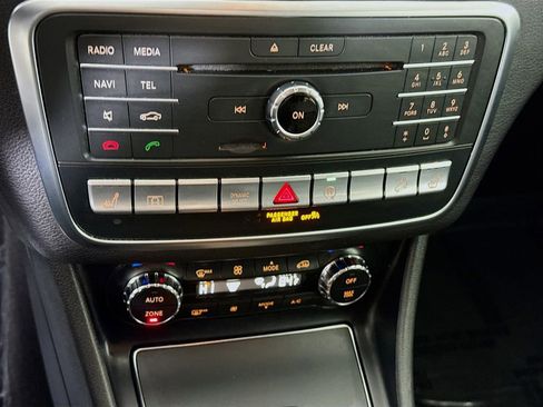 Used 2018 Mercedes-Benz GLA 250 4MATIC image 7